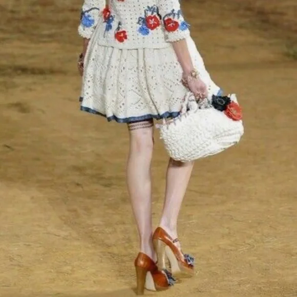 Chanel Rare Runway MarieJane Wedge Brown Floral Heels Size 7.5 M - Picture 3 of 16